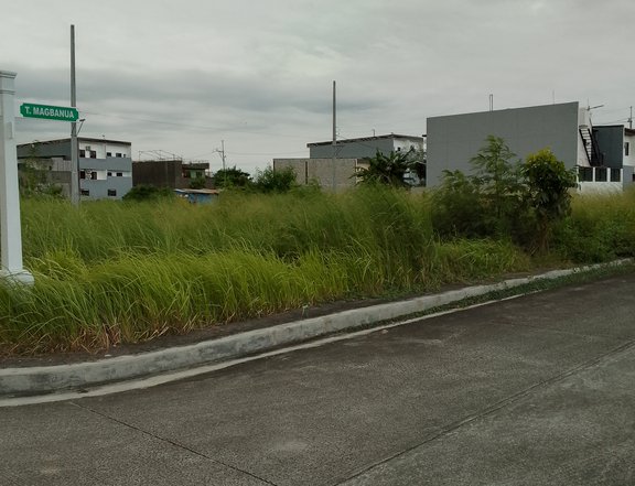 I'm selling residential lot and industrial lot in Highway2000,San Juan,Taytay Rizal