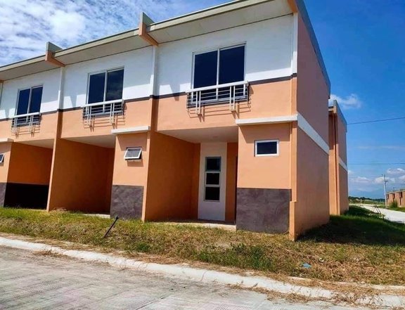 Affordable 2-bedroom Townhouse in General Trias Cavite (Also, for OFW)