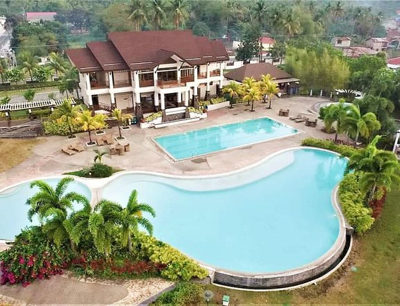 2-bedroom Condo For Sale near Tagaytay Overlooking Taal Lake