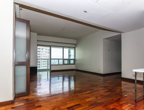 2 BR for Rent in The Residences at Greenbelt