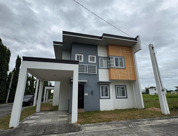 FULLY FINISHED SINGLE ATTACHED HOUSE AND LOT IN SAN FERNANDO PAMPANGA.NEAR MC ARTHUR HIGHWAY