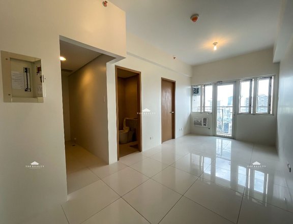 1k/sqm Condo for Rent in Time Square West, BGC, Taguig City