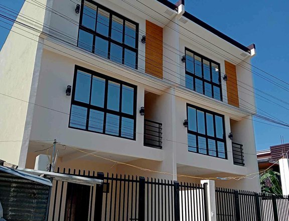 10 Minutes Drive To Batasan Quezon City Townhouse for sale in San Mateo Rizal