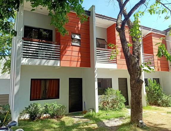 Complete Finish Townhouse for Sale at Vista Rosa Biñan Laguna