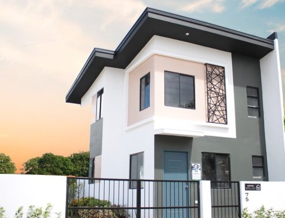 PHIRST PARK HOMES SINGLE ATTACHED WITH 3 BEDROOM IN CALAMBA LAGUNA