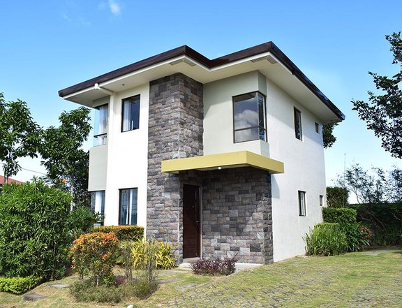 HOUSE AND LOT FOR SALE in Avida Verra Settings Vermosa @Imus Cavite