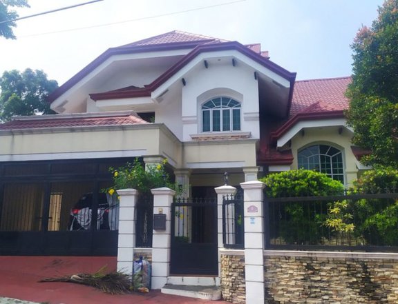 Spacious House and Lot For Sale in Marikina PH2436