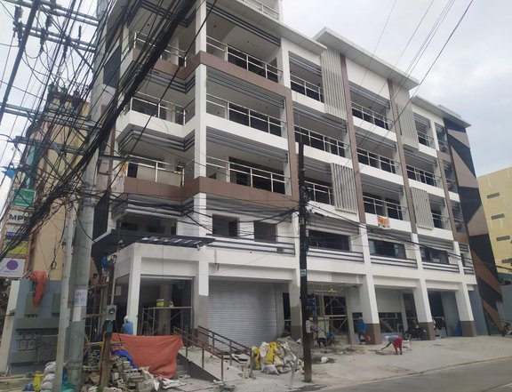 PRIME COMMERCIAL SPACE IN QUEZON CITY FOR RENT