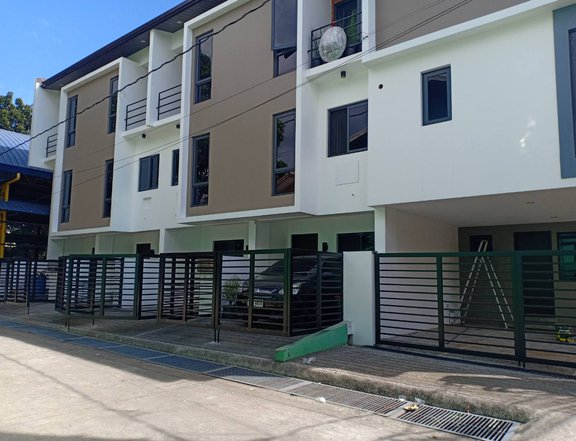 Mindanao Avenue 3-Bedroom Townhouse for sale in Quezon City