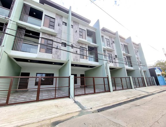 House and Lot Townhouse in West Fairview Quezon City near FEU Hospital