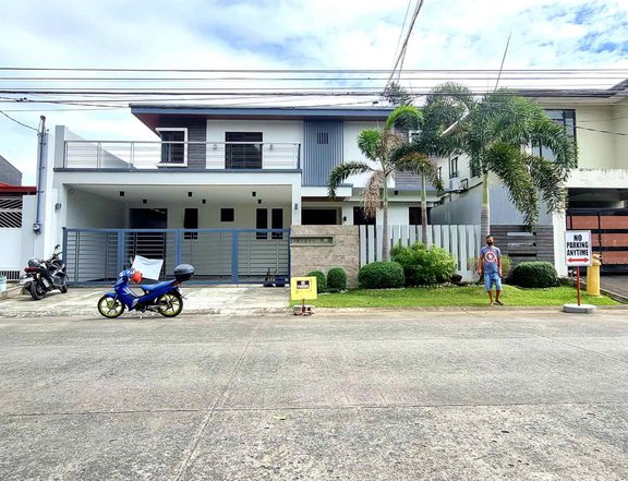 House and Lot in Commonwealth Quezon City Brgy Holy Spirit