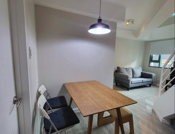 Fully Furnished 2 bedroom Loft in BGC For Rent