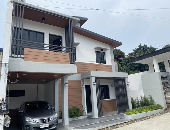 4-bedroom Single Attached House For Sale in Caloocan Metro Manila