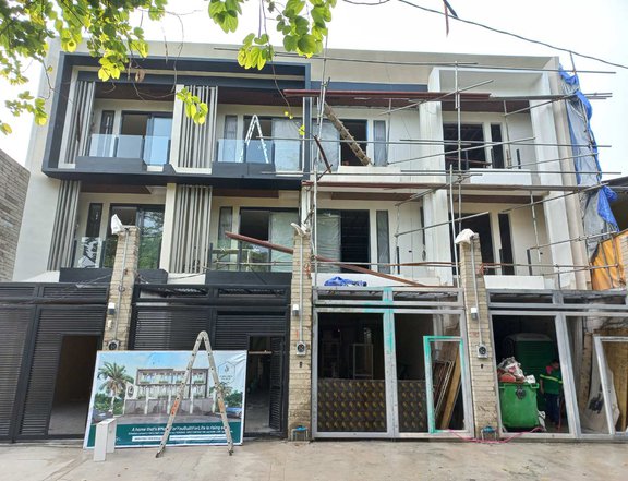 RFO 5-bedroom Townhouse Rent-to-own in Quezon City / QC Metro Manila