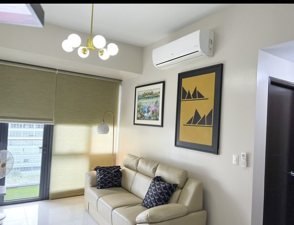 Condominium for Sale in The Florence Residences, Mckinley, Taguig City