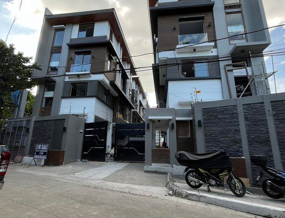Townhouse For Sale in New Manila Quezon City / QC