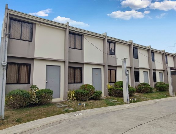 2-bedroom Townhouse (Bare type unit) For Sale in Orani Bataan