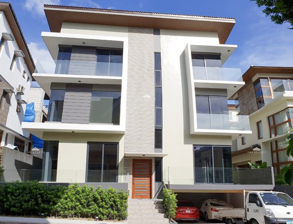 5BR Semi furnished House for Rent in Mckinley Hill Village , Taguig City