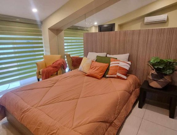 For Lease: 3 Bedroom 3BR Condo in Tuscany Private Estates, Taguig City