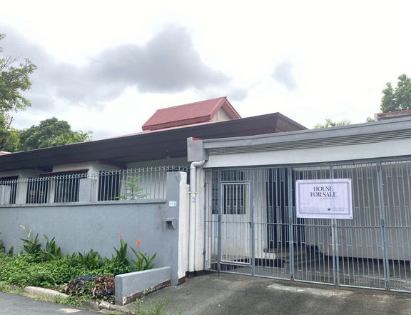 BUNGALOW HOUSE AND LOT FOR SALE IN LAS PINAS!!!