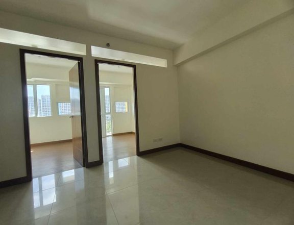 Ready For Occupancy 2-bedroom Residential Condo For Sale in Manila Bay Pasay