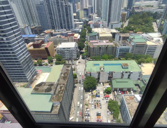 Pet friendly Rent to own 1 Bedroom condo in Makati near Makati Med Greenbelt Ayala Glorietta