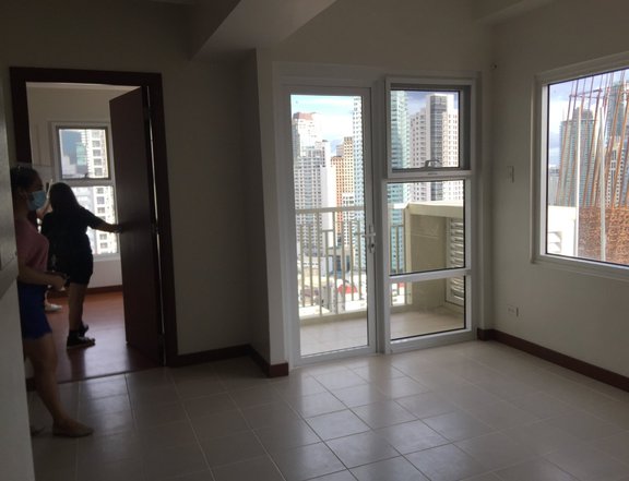 1 Bedroom condo for sale in Makati near Don Bosco, FEU and CEU Makati