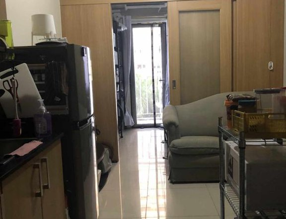 Pre-Owned 29.00 sqm 1-bedroom Residential Condo For Sale in Pasay