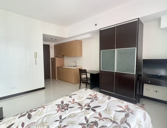 Well-Located 24.5 sqm Studio Condo for Rent in Mandaluyong