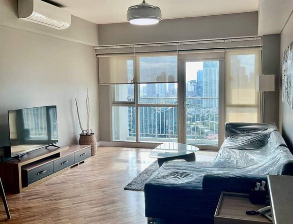 2-bedroom Apartment For Rent in Rockwell Makati