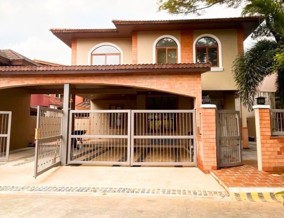 RFO New 6-bedrooms furnished  & w/ swimming pool