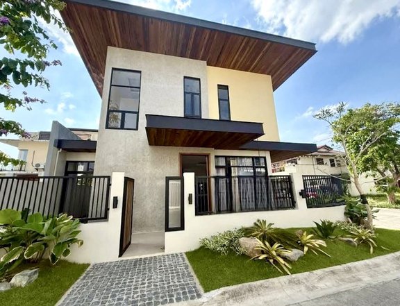 BRAND NEW CORNER HOUSE AND LOT FOR SALE IN PARKPLACE VILLAGE IMUS CAVITE