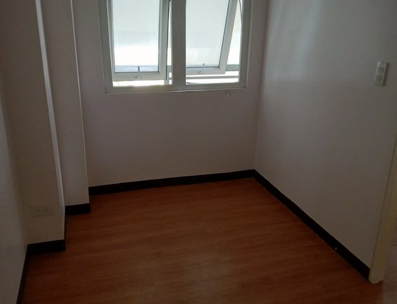 2 Bedroom Bi-level Unit Makati City