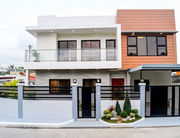 Modern House and Lot for Sale