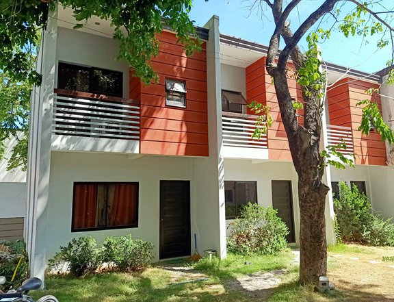 RFO House and Lot For Sale Vista Rosa Binan Laguna near SLEX