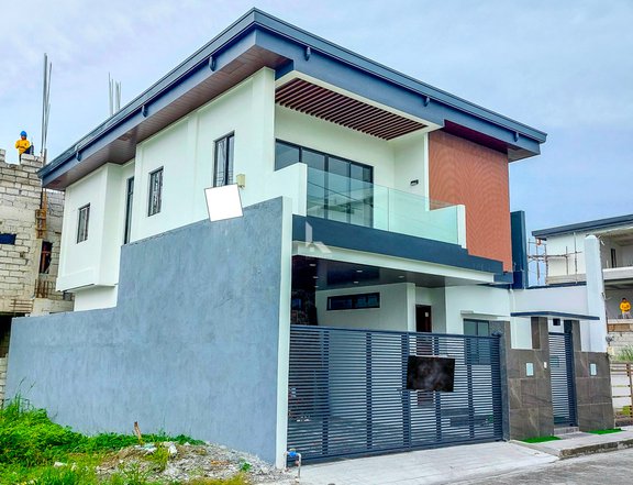 4-bedroom Single Detached House For Sale By Owner in Pasig