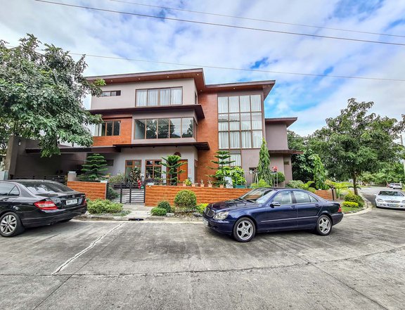 7-bedroom Single Detached House For Sale in Muntinlupa Metro Manila