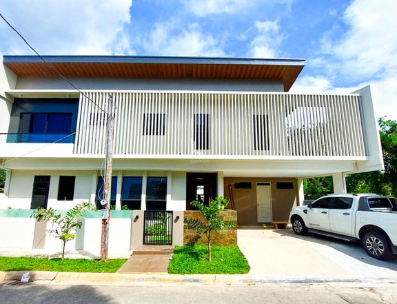 5-bedroom Single Detached House For Sale By Owner in Cainta Rizal