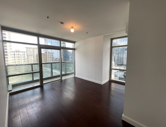 2 Bedroom West Gallery Place Ayala Premier For Sale