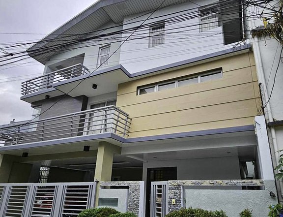 House for Sale in Pasig City at Greenwoods Executive Village