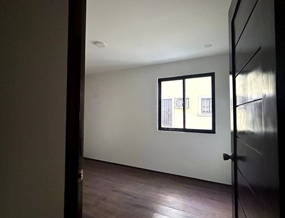 3-STOREY DUPLEX UNIT FOR SALE