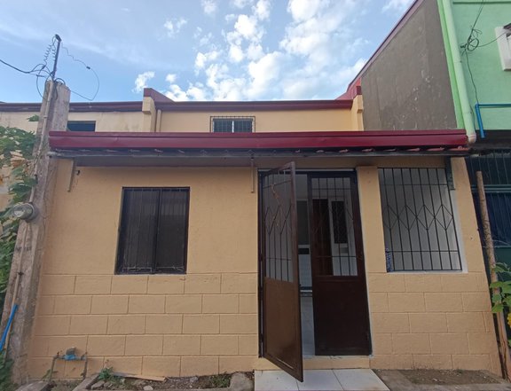 Pre-Owned 2-bedroom Townhouse For Sale in General Trias Cavite