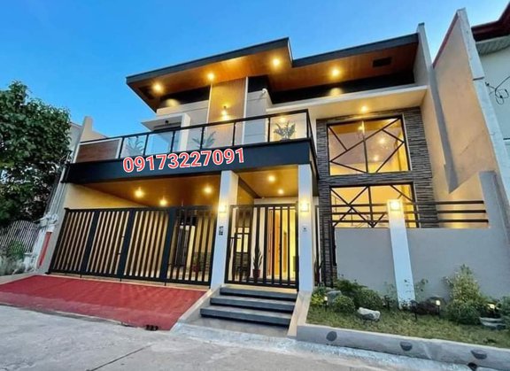 High Ceiling Brandnew House For Sale in Las Piñas City [House and