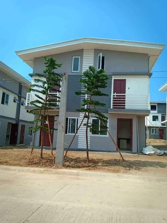 Quadruplex House For Sale 🏘️ [2 Properties] (August 2021) on