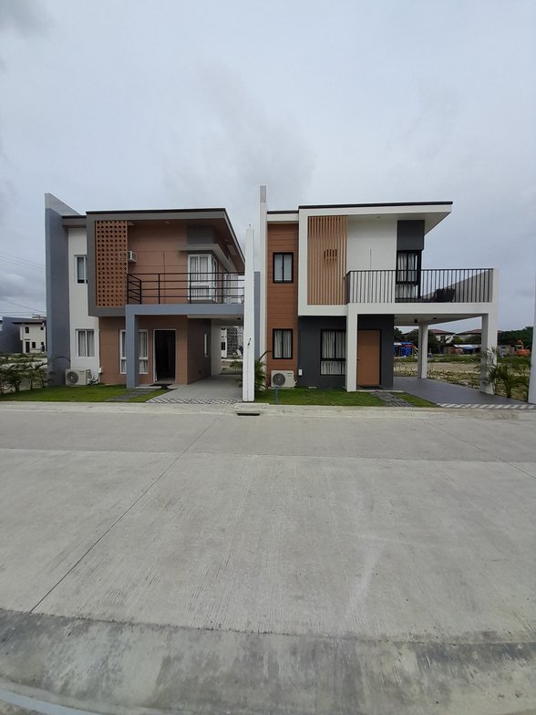 Single Attached House For Sale Cordova Cebu 🏘️ [324 Properties] (April