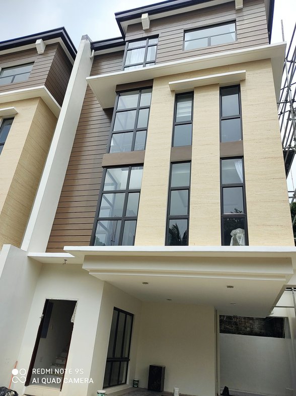 Mira Nila Homes For Sale 🏘️ [24 Properties] (July 2023) on