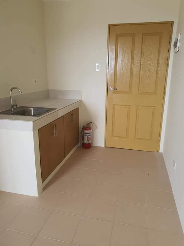 1 Car Parking Condo For Sale Dumaguete Negros Oriental 🏙️ [3 Properties