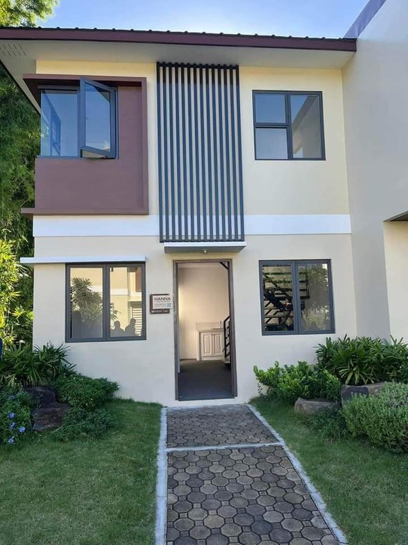 Quadruplex House For Sale 🏘️ [39 Properties] (January 2023) on