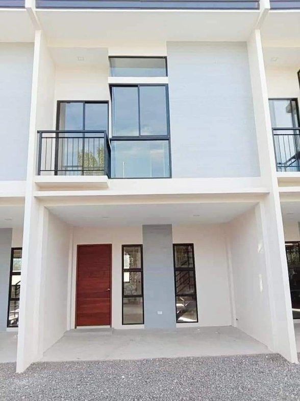 House And Lot For Sale Oslob Cebu 🏘️ [817 Properties] (March 2023) on