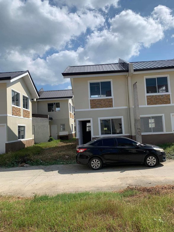 House And Lot For Sale In Dasmarinas Cavite Thru Pag Ibig 🏘️ [1,424